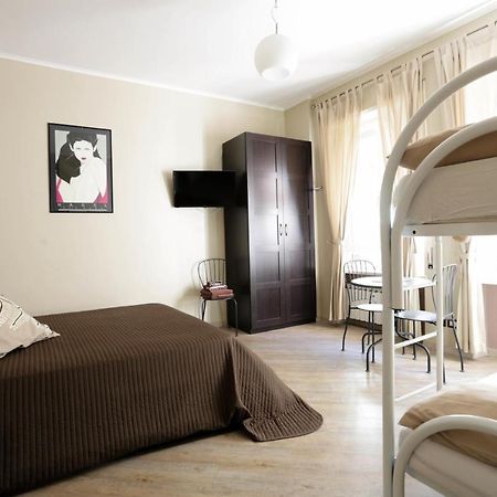 Domus Pio XI Bed & Breakfast Рим Екстериор снимка