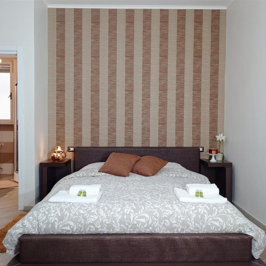 Domus Pio XI Bed & Breakfast Рим Екстериор снимка
